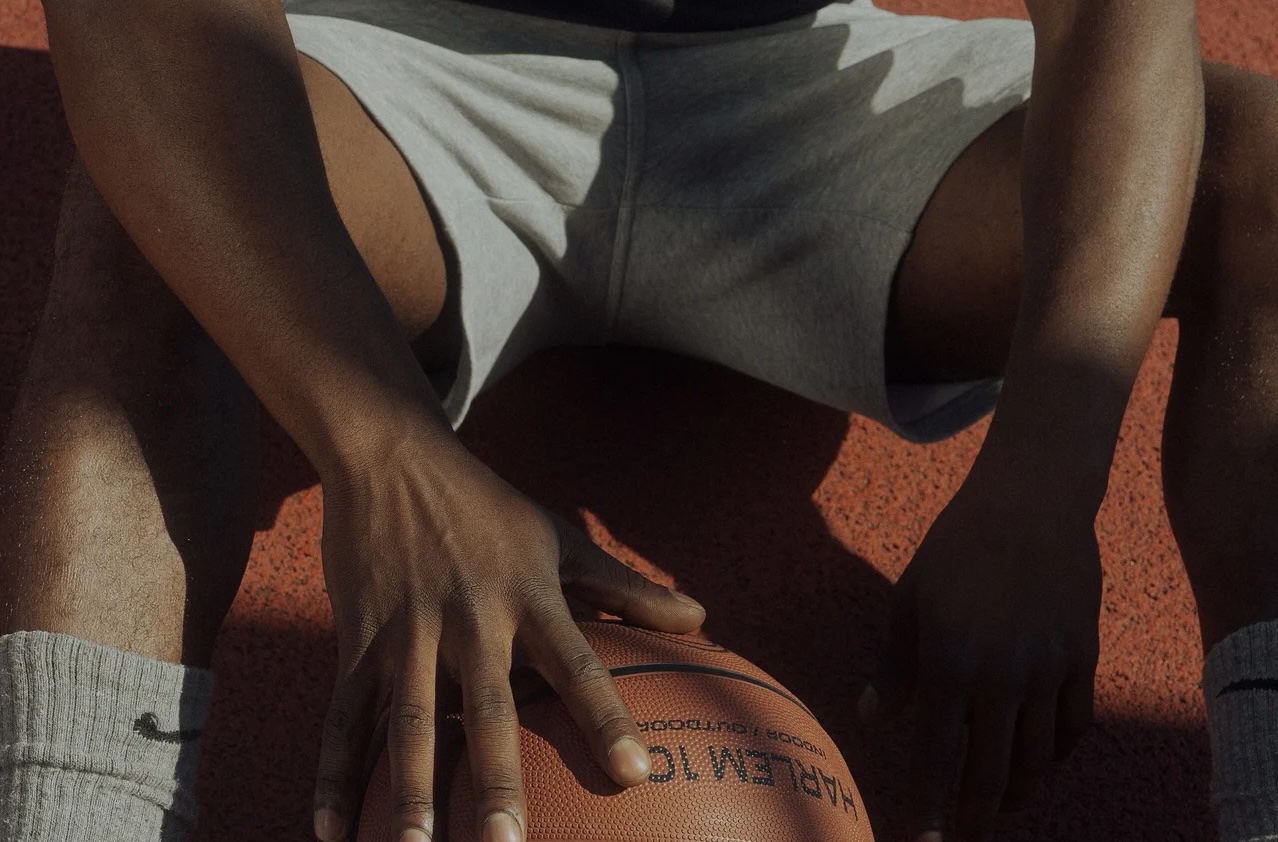 Épilation laser zones intimes homme : tout ce que vous devez savoir